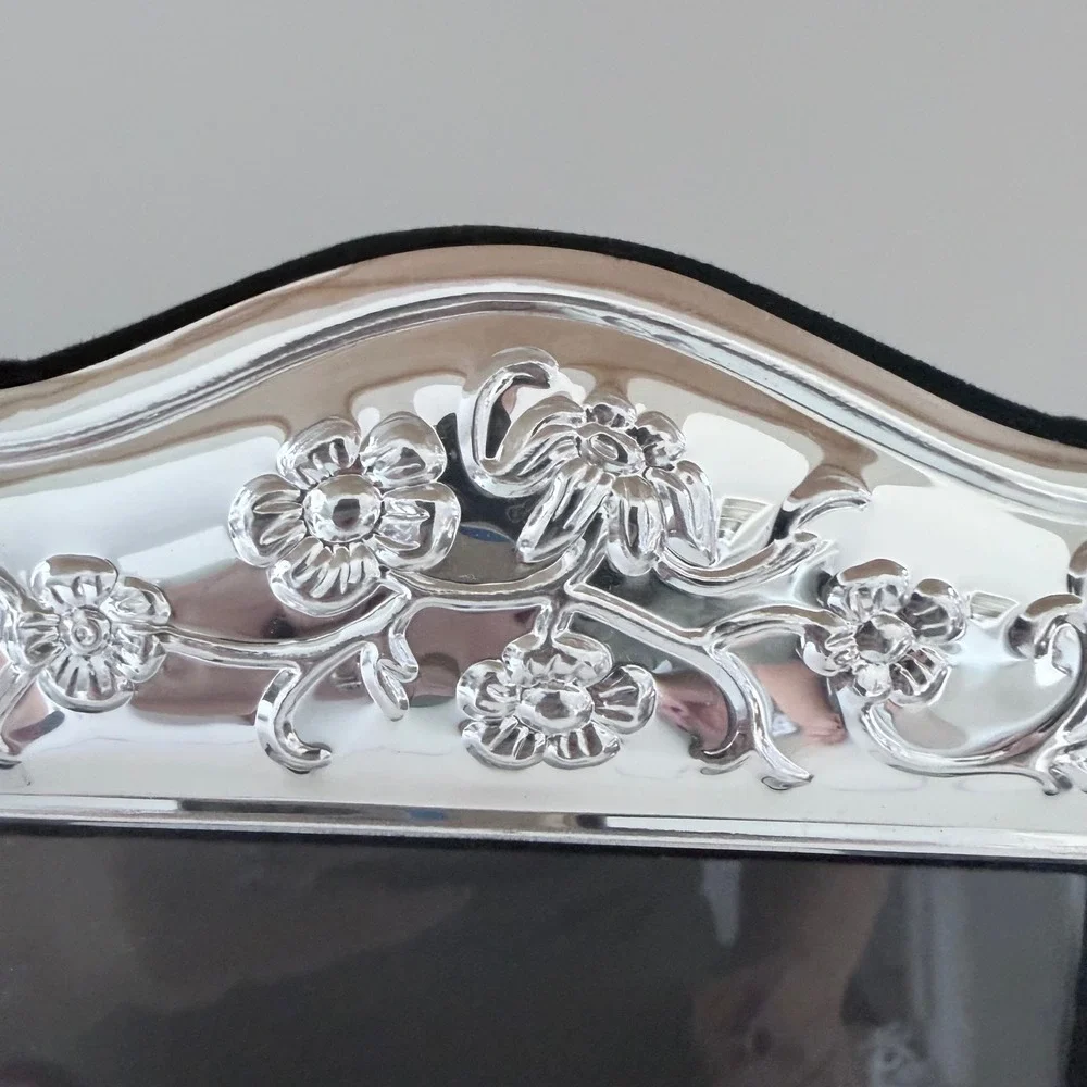 Vintage Style Silver Floral Embossed 5x7 Picture Frame Ornate Curved Border